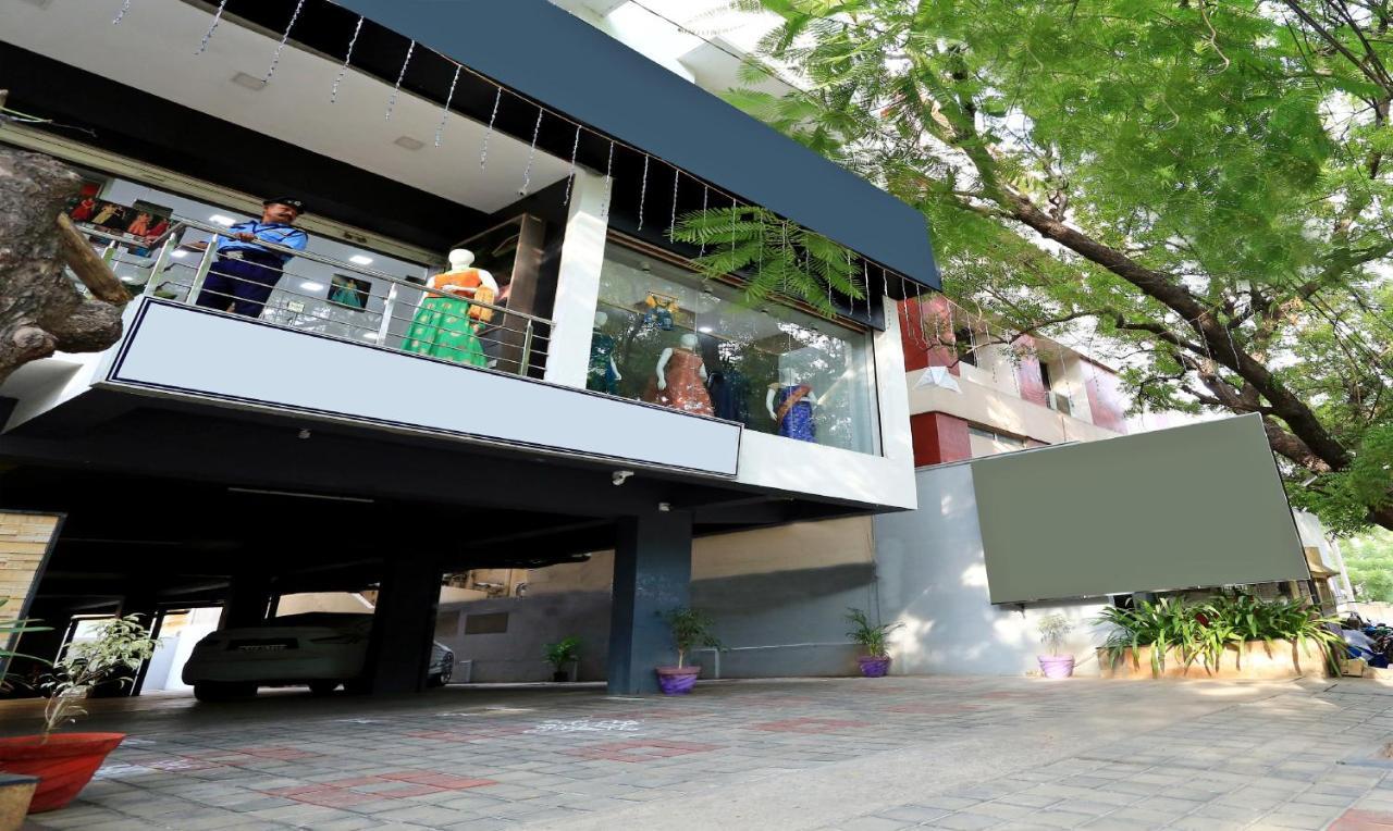 Hotel Treebo Trend Royal Madurai Extérieur photo